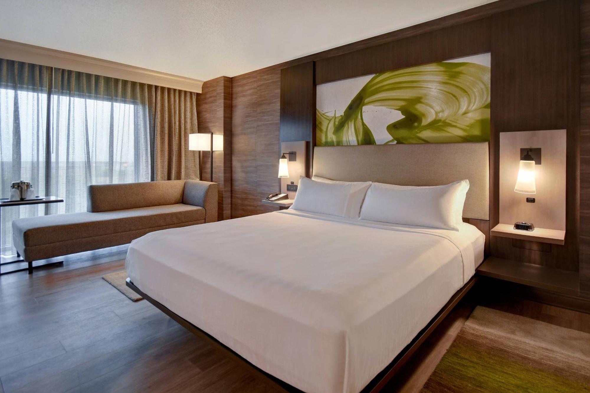 ดัลลัส/ฟอร์ต เวิร์ท แมริออท โฮเต็ล แอนด์ กอล์ฟ คลับ แอท แชมเปียน เซอร์เคิล Hotel โรอาโนก ภายนอก รูปภาพ